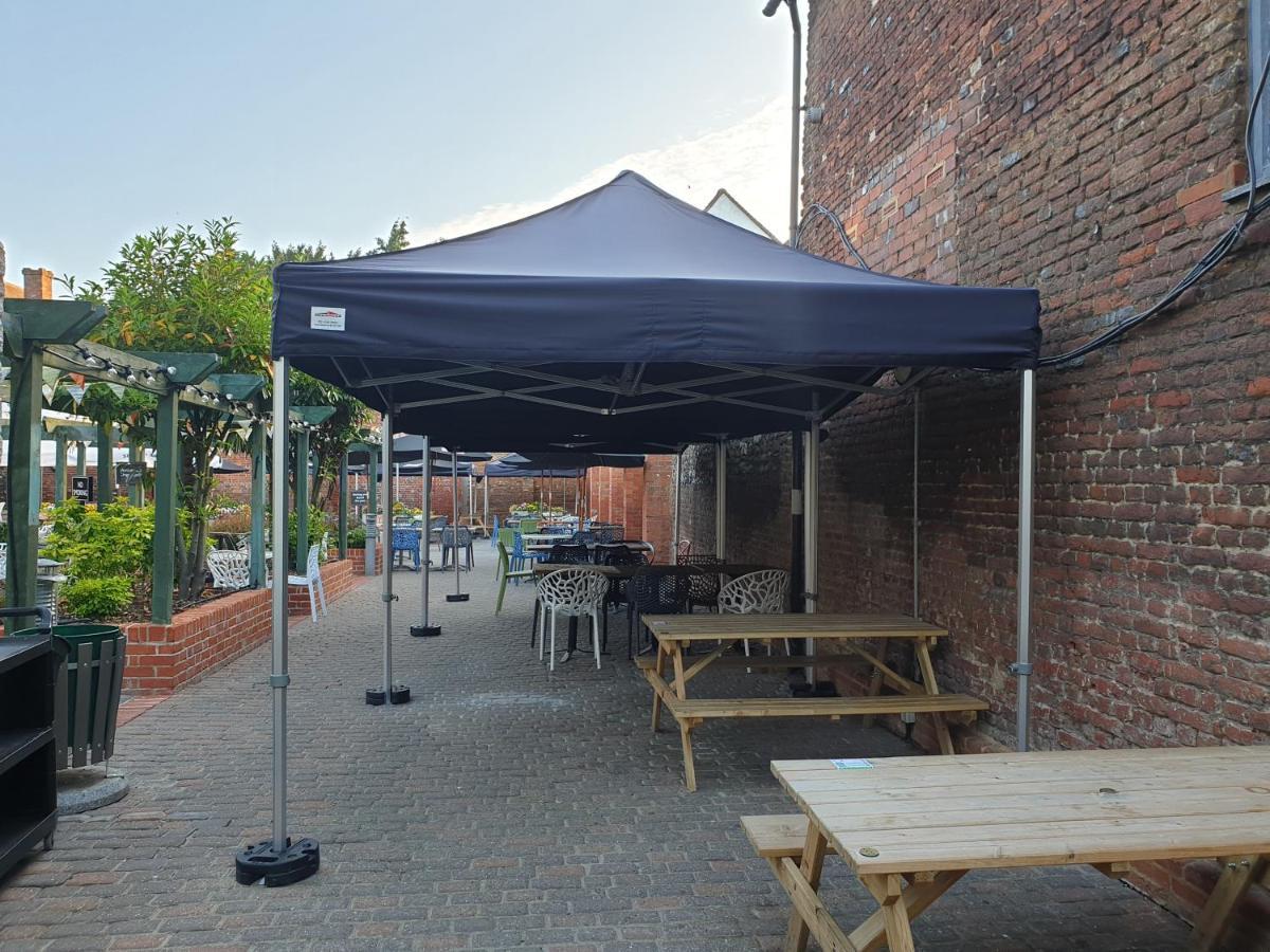The Catherine Wheel Wetherspoon Hotel Henley-on-Thames Екстер'єр фото