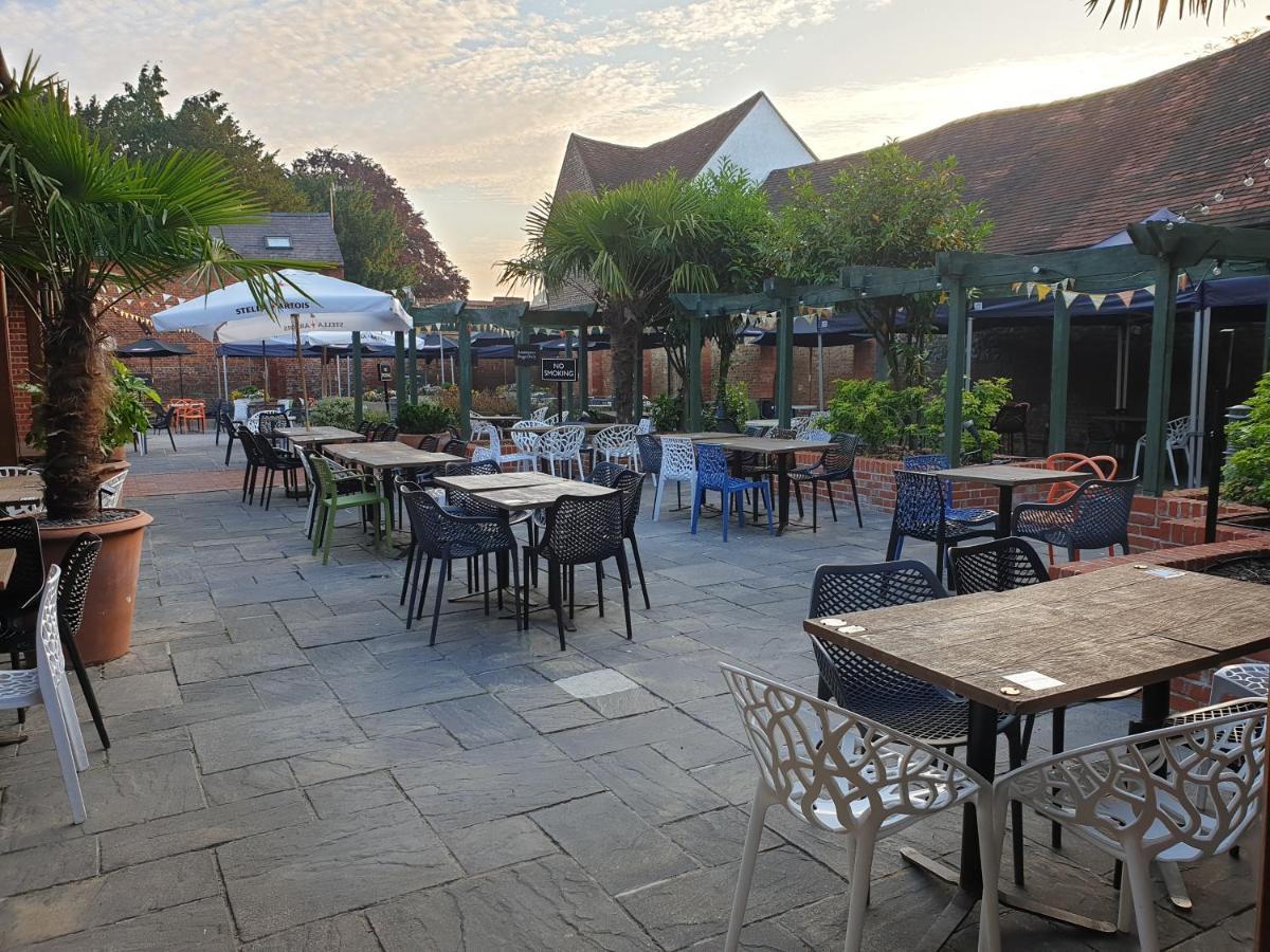 The Catherine Wheel Wetherspoon Hotel Henley-on-Thames Екстер'єр фото