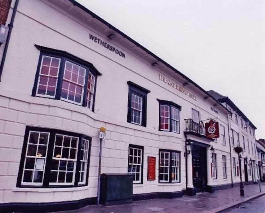 The Catherine Wheel Wetherspoon Hotel Henley-on-Thames Екстер'єр фото